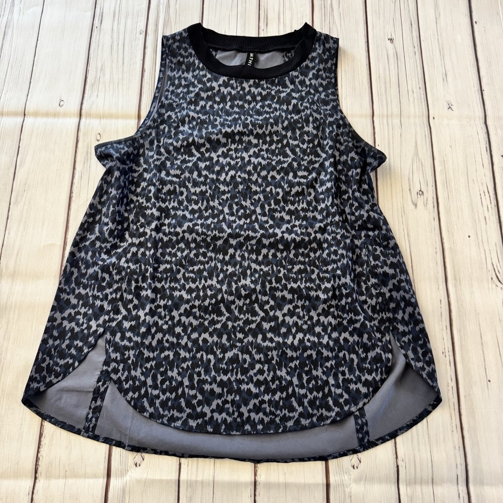 Athleta Zephyr‎ Leopard Print Lightweight Tank Womens Size Small Activewear
